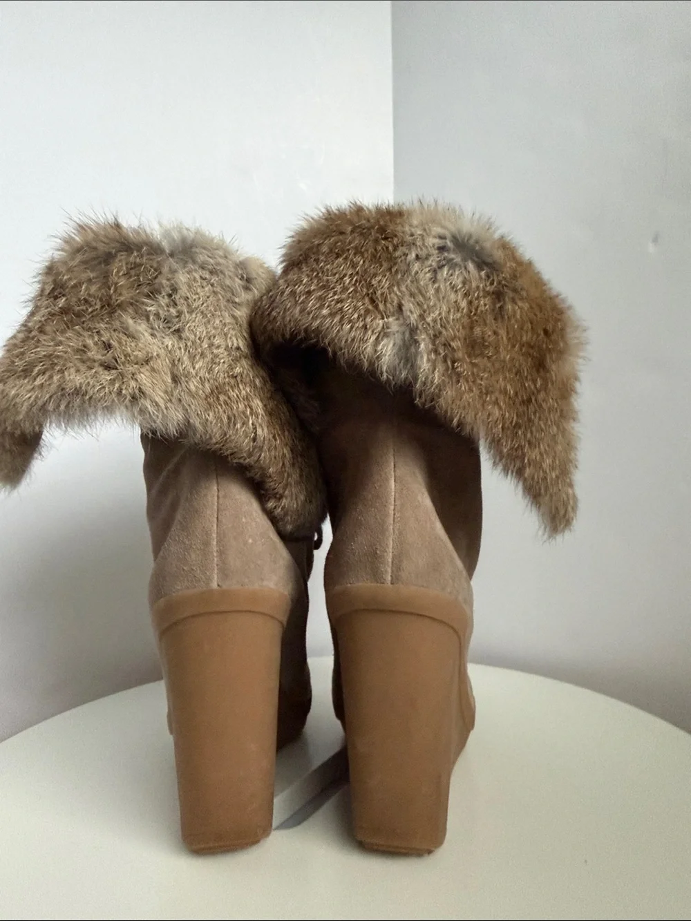 Coach Scout Sahara Suede Wedge Boots Fold Over Rabbit Fur Cuff Lace Up Moc-Toe